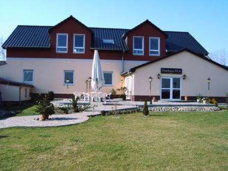 Gasthaus Ela Hotel Dahlewitz  ภายนอก รูปภาพ